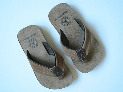 dress up a pair of flip flops