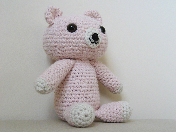 little amigurumi bear