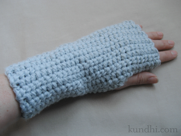 wrist warmer crochet pattern 